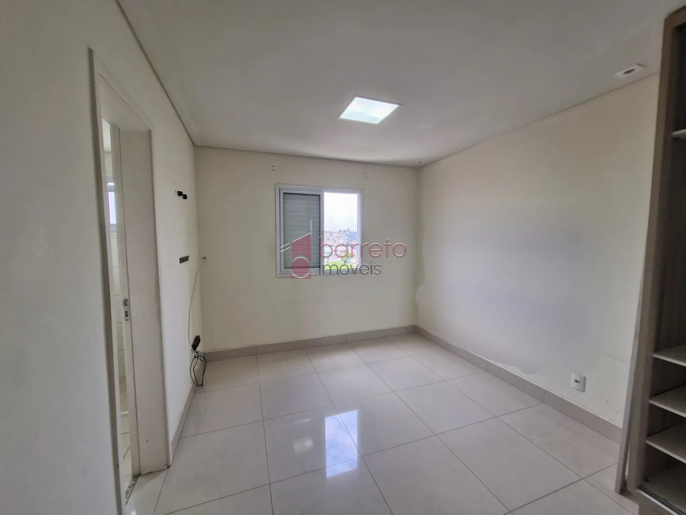 APARTAMENTO À VENDA NO CONDOMÍNIO PIAZZA MESSINA – JARDIM MESSINA EM JUNDIAÍ/SP