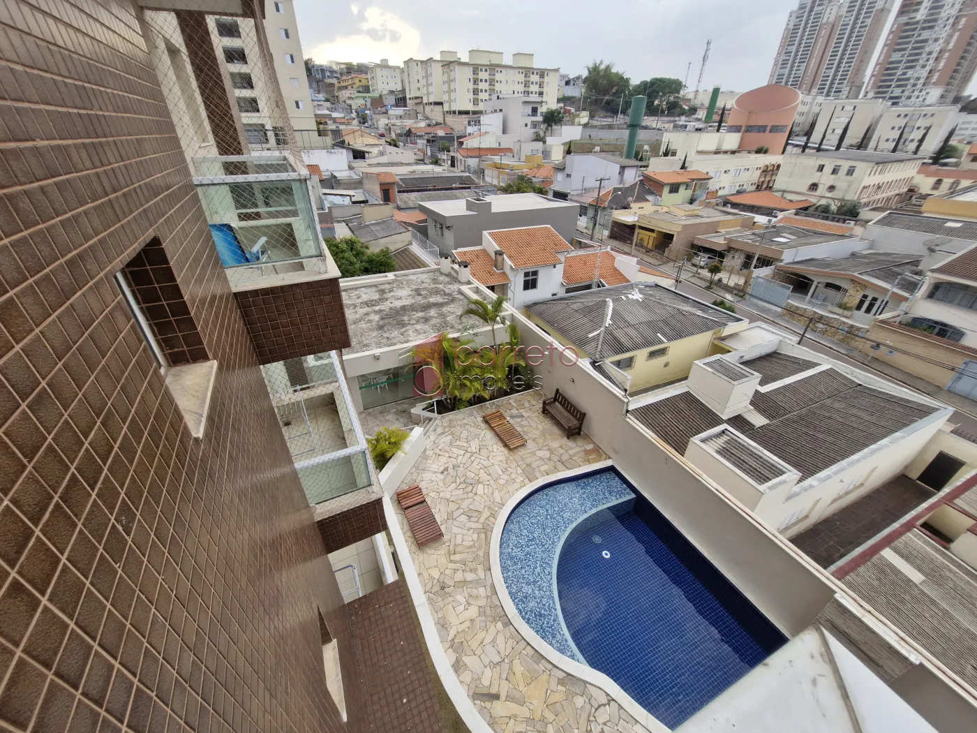 APARTAMENTO À VENDA NO CONDOMÍNIO PIAZZA MESSINA – JARDIM MESSINA EM JUNDIAÍ/SP