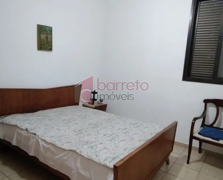 APARTAMENTO À VENDA NO CONDOMÍNIO CHÁCARA DAS FLORES II – JARDIM SANTA TERESA – JUNDIAÍ/SP