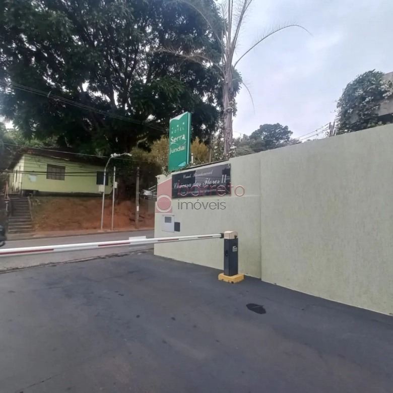 APARTAMENTO À VENDA NO CONDOMÍNIO CHÁCARA DAS FLORES II – JARDIM SANTA TERESA – JUNDIAÍ/SP