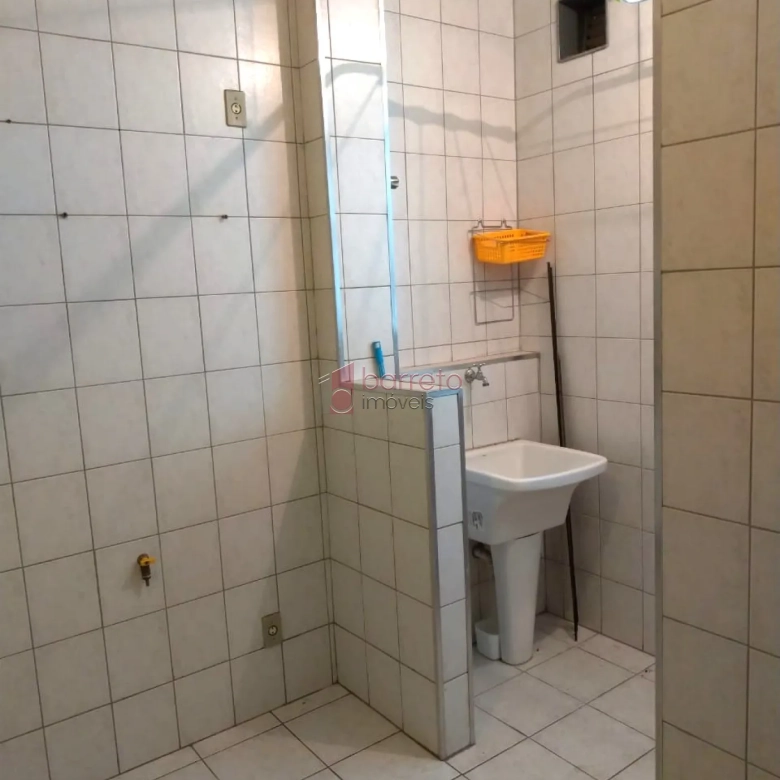 APARTAMENTO À VENDA NO CONDOMÍNIO CHÁCARA DAS FLORES II – JARDIM SANTA TERESA – JUNDIAÍ/SP