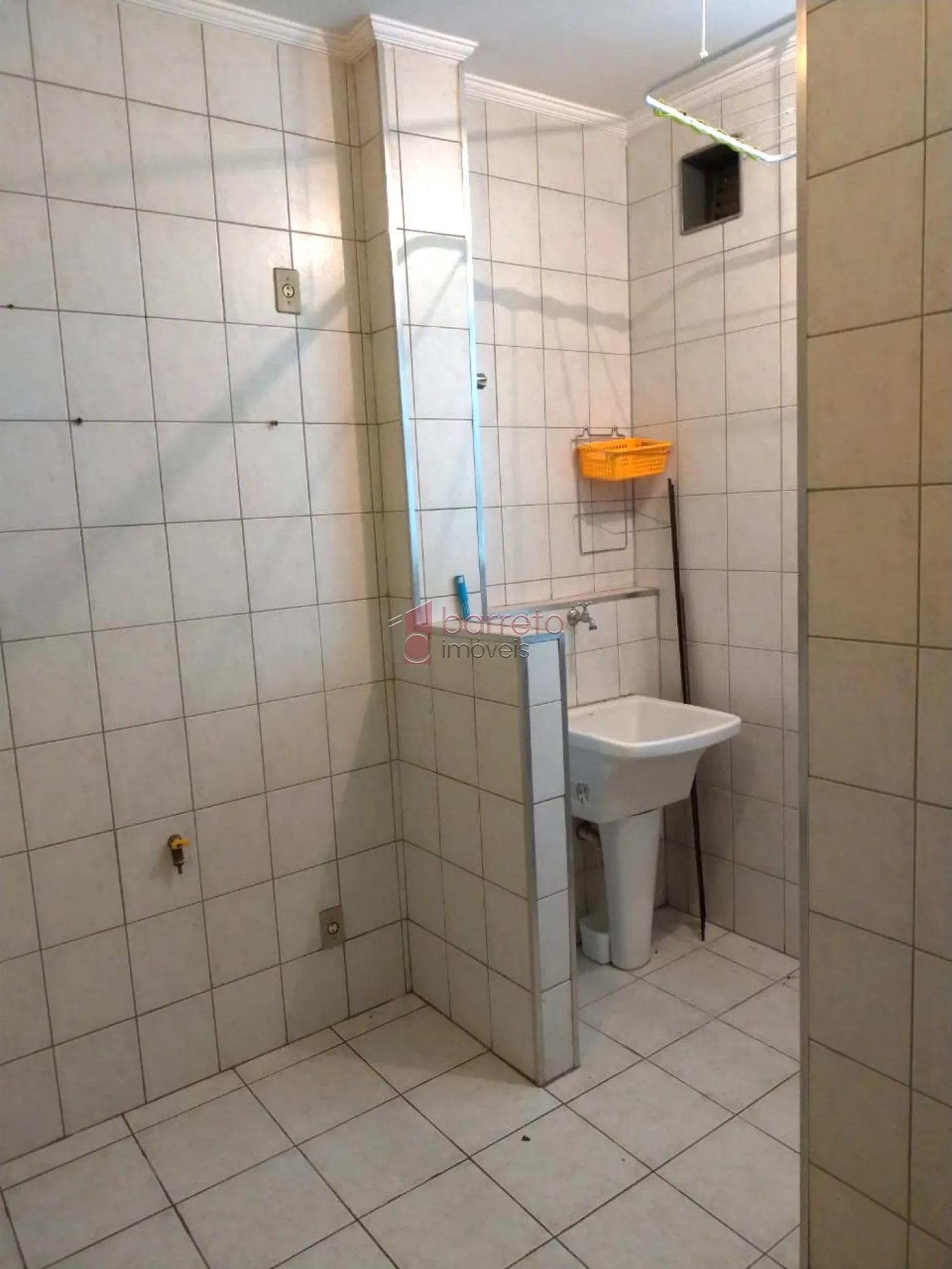 APARTAMENTO À VENDA NO CONDOMÍNIO CHÁCARA DAS FLORES II – JARDIM SANTA TERESA – JUNDIAÍ/SP