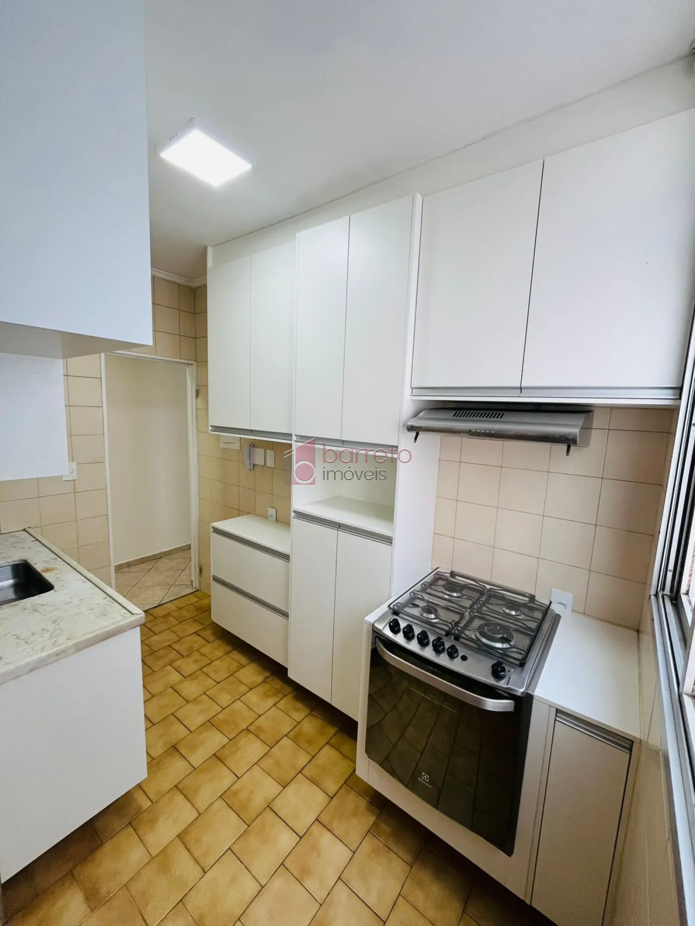 APARTAMENTO PARA LOCAÇÃO NO CONDOMÍNIO CHÁCARA DAS FLORES I – JUNDIAÍ/SP