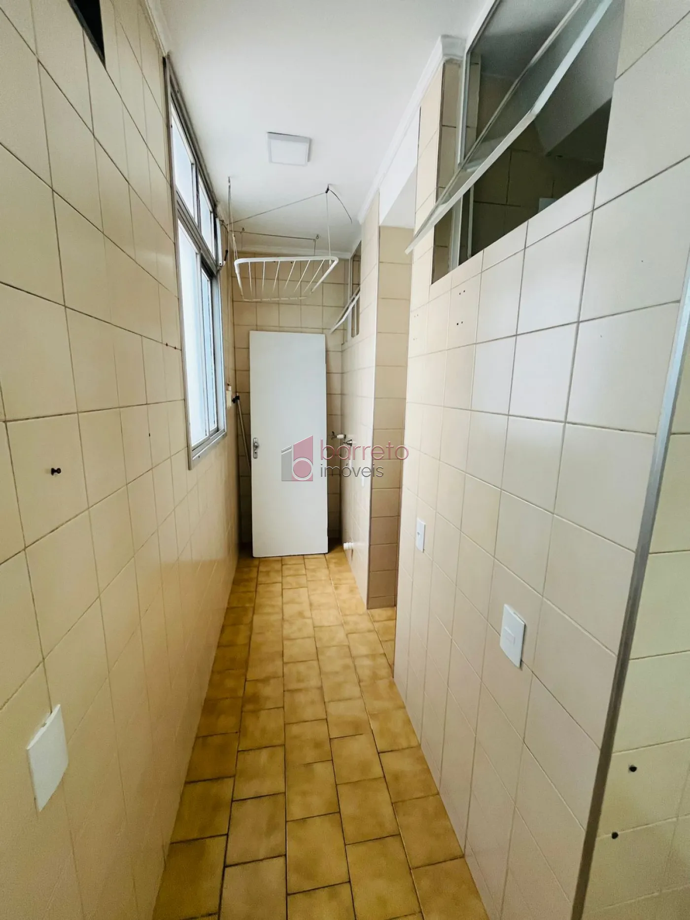 APARTAMENTO PARA LOCAÇÃO NO CONDOMÍNIO CHÁCARA DAS FLORES I – JUNDIAÍ/SP