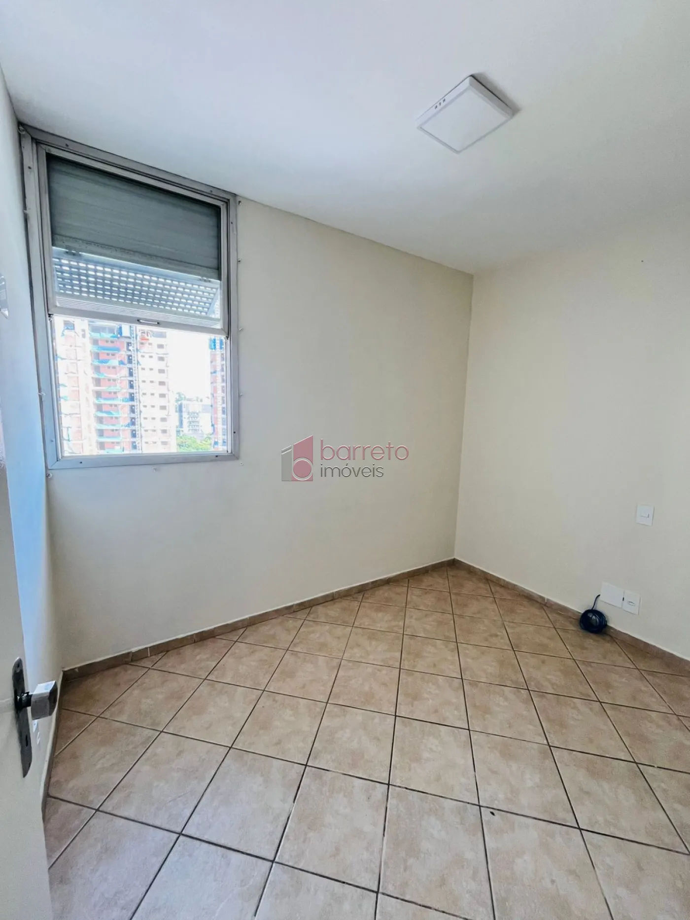 APARTAMENTO PARA LOCAÇÃO NO CONDOMÍNIO CHÁCARA DAS FLORES I – JUNDIAÍ/SP