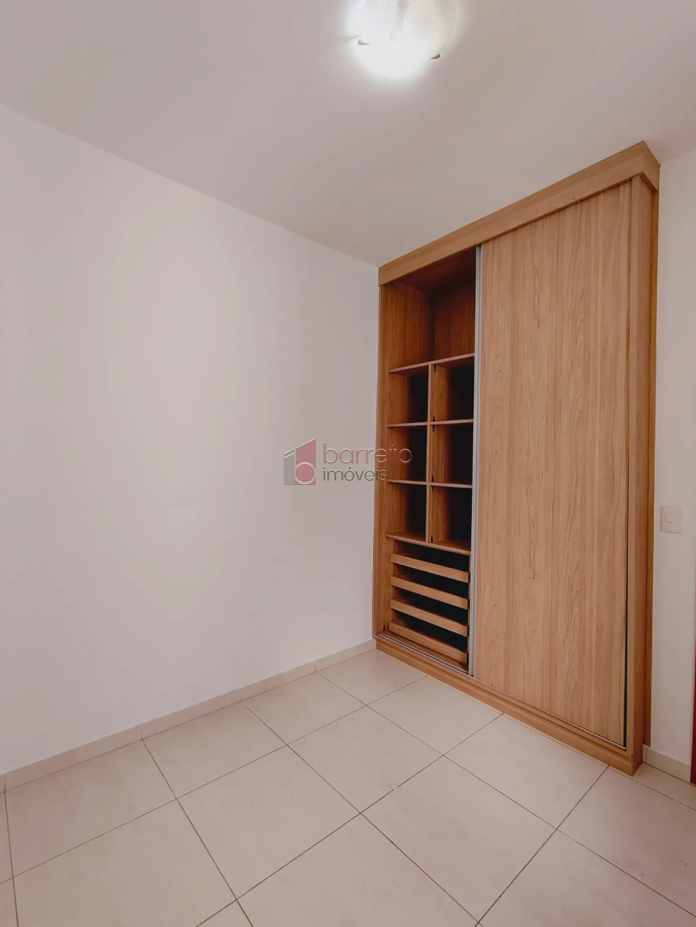 APARTAMENTO À VENDA NO CONDOMÍNIO TERRAÇOS DA SERRA EM JUNDIAÍ/SP