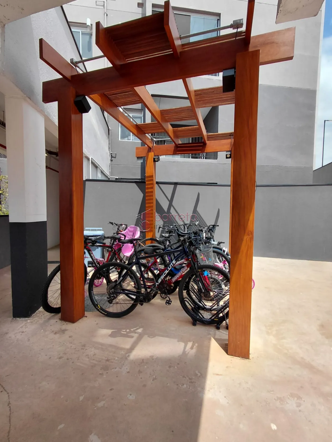 APARTAMENTO À VENDA NO CONDOMÍNIO LA SIERRA NO BAIRRO MEDEIROS EM JUNDIAÍ/SP