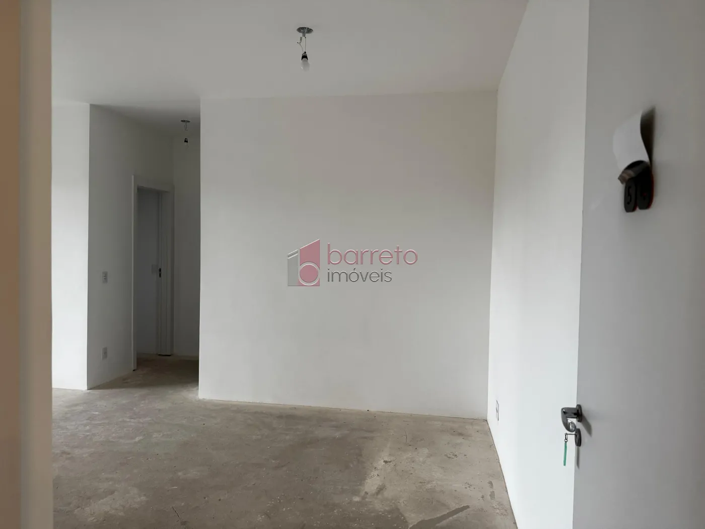 APARTAMENTO À VENDA NO CONDOMÍNIO LA SIERRA – BAIRRO MEDEIROS- JUNDIAÍ/SP