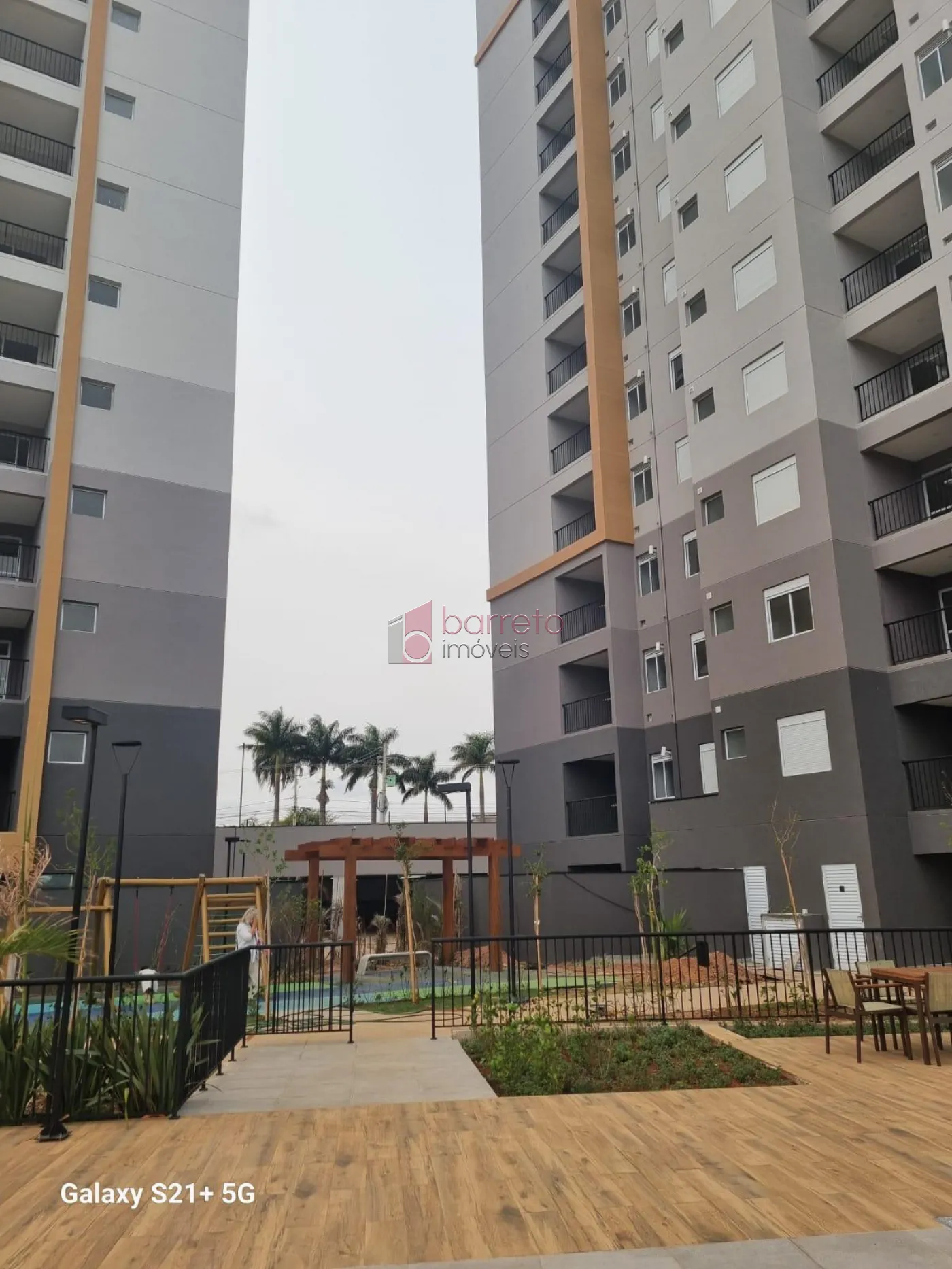 APARTAMENTO À VENDA NO CONDOMÍNIO LA SIERRA – BAIRRO MEDEIROS- JUNDIAÍ/SP