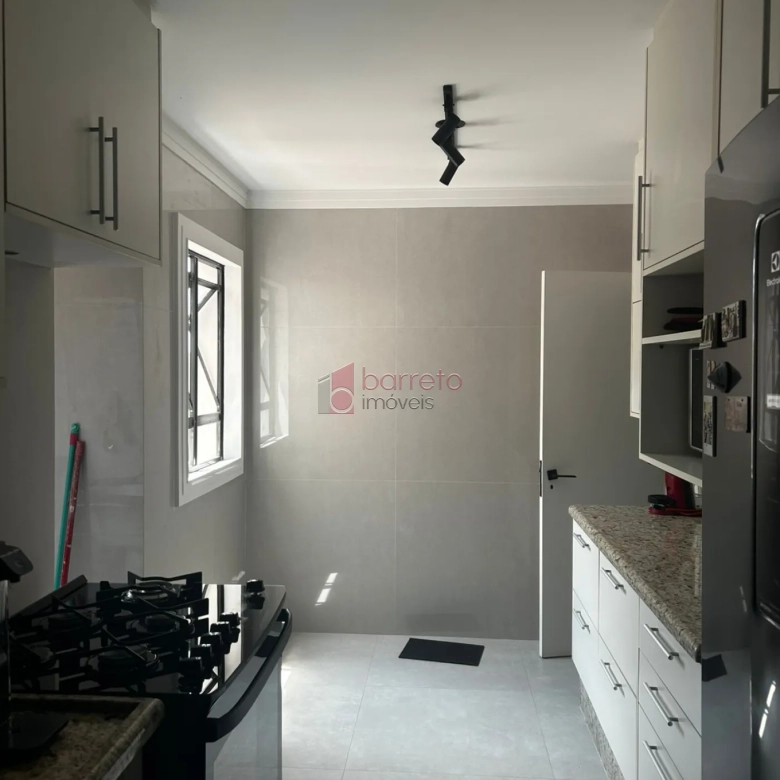 APARTAMENTO À VENDA NO CONDOMÍNIO PASÁRGADA NA VILA DAS HORTÊNCIAS – JUNDIAÍ/SP
