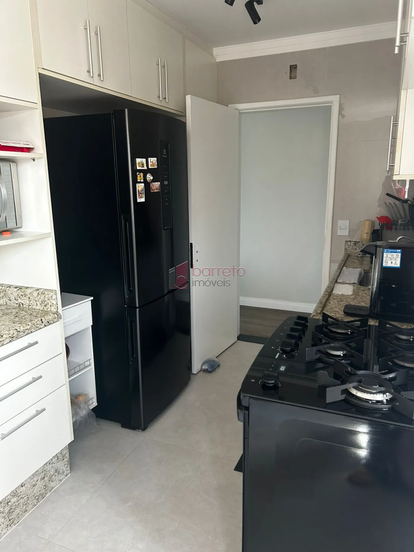 APARTAMENTO À VENDA NO CONDOMÍNIO PASÁRGADA NA VILA DAS HORTÊNCIAS – JUNDIAÍ/SP