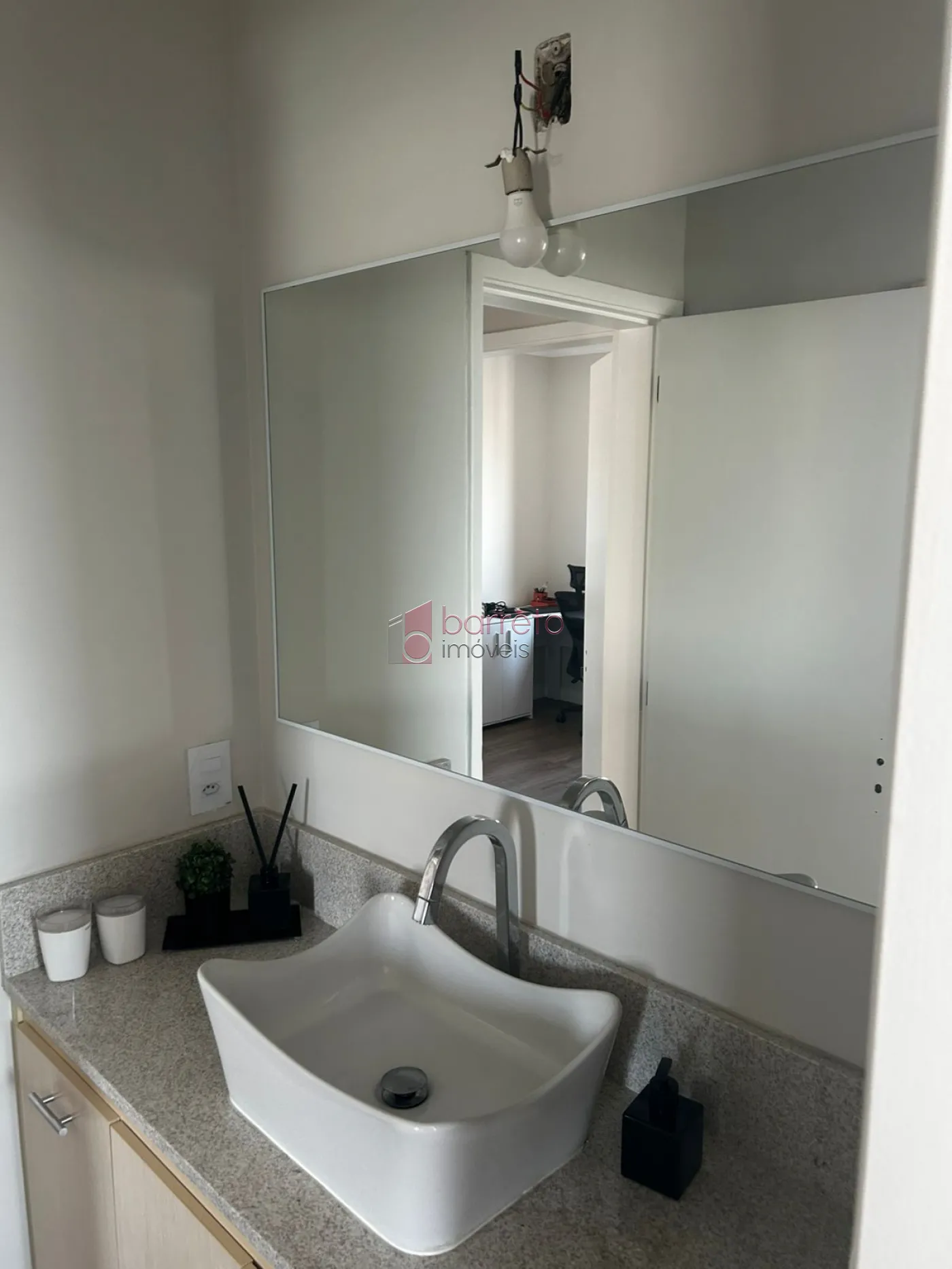 APARTAMENTO À VENDA NO CONDOMÍNIO PASÁRGADA NA VILA DAS HORTÊNCIAS – JUNDIAÍ/SP