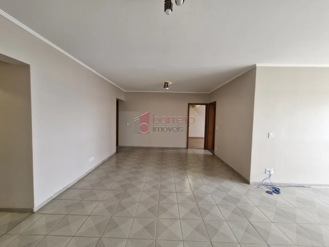 APARTAMENTO PARA LOCAÇÃO E VENDA NO CONDOMÍNIO RESIDENCIAL SENADOR, NO CENTRO DE JUNDIAÍ/SP