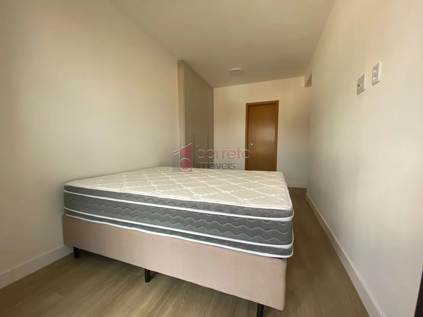 APARTAMENTO MOBILIADO PARA VENDA E LOCAÇÃO NO CONDOMÍNIO BELLACQUA – JUNDIAÍ/SP
