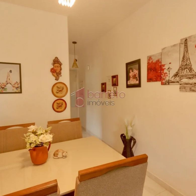 APARTAMENTO À VENDO NO CONDOMÍNIO PARACATU EM JUNDIAÍ/SP
