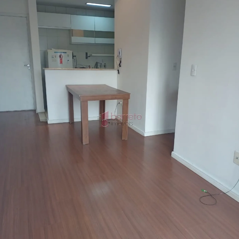 APARTAMENTO SEMI MOBILIADO PARA VENDA E LOCAÇÃO NO EDIFÍCIO TULIPAS GARDEN – JUNDIAÍ/SP