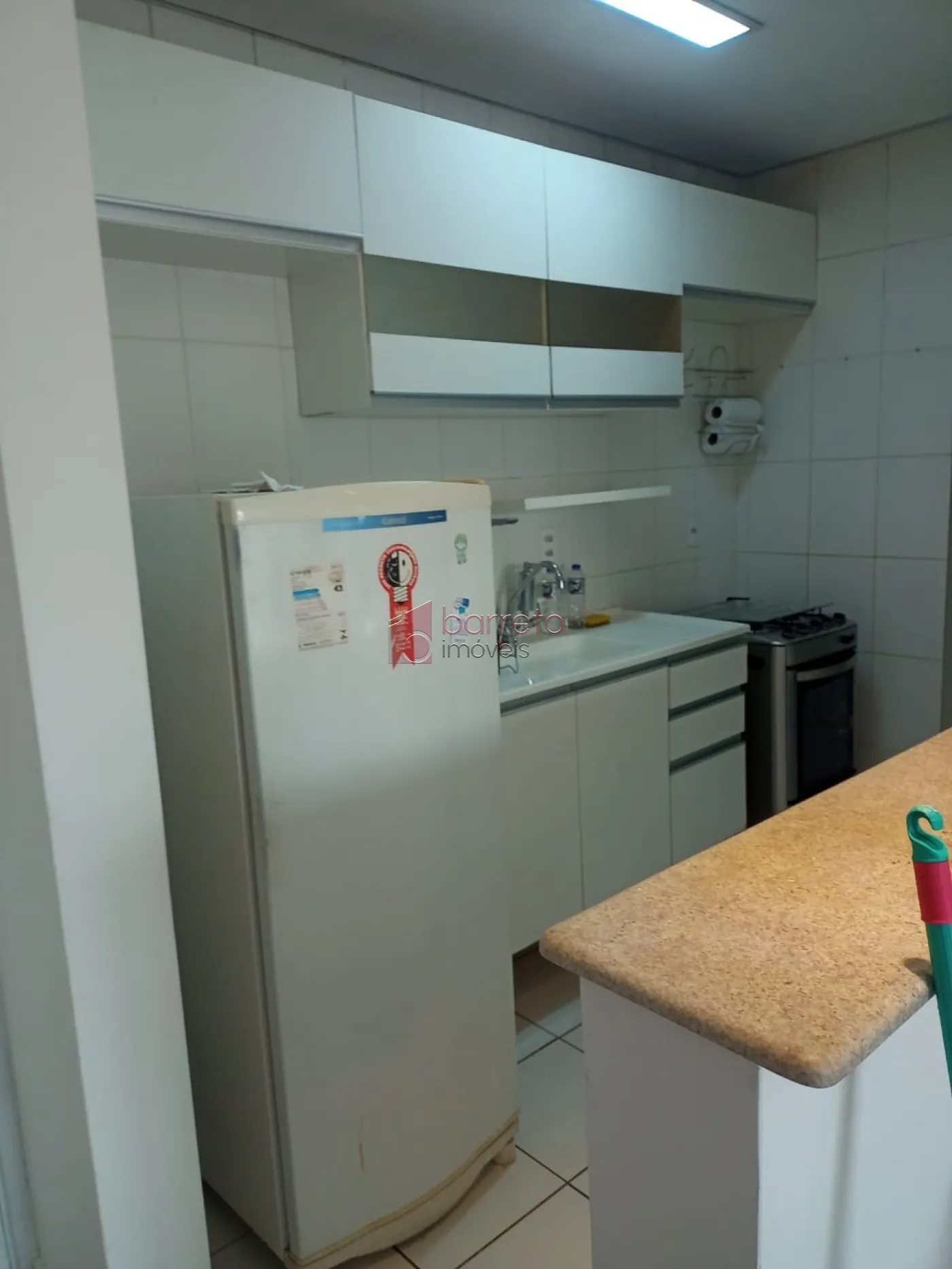 APARTAMENTO SEMI MOBILIADO PARA VENDA E LOCAÇÃO NO EDIFÍCIO TULIPAS GARDEN – JUNDIAÍ/SP