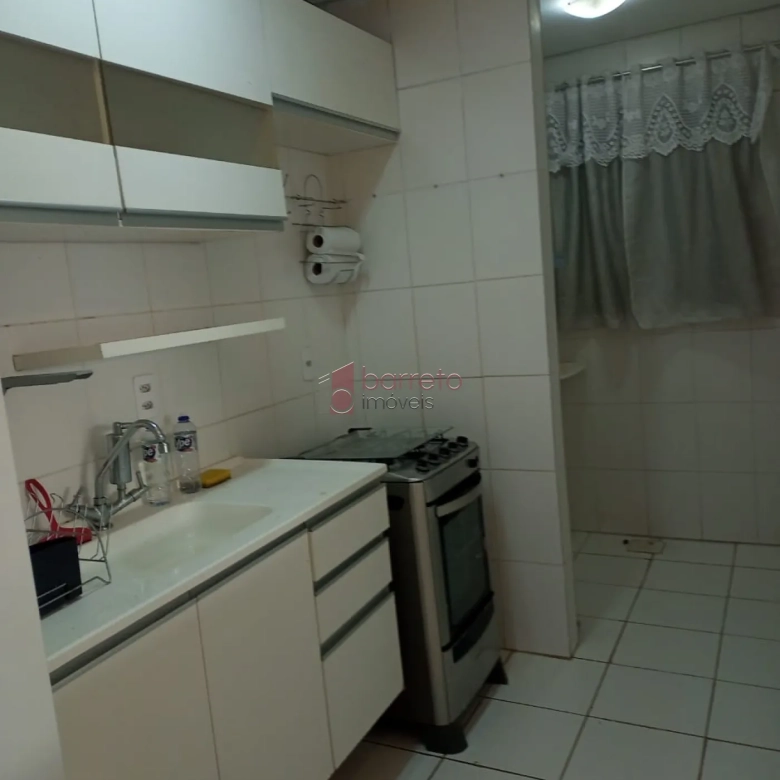 APARTAMENTO SEMI MOBILIADO PARA VENDA E LOCAÇÃO NO EDIFÍCIO TULIPAS GARDEN – JUNDIAÍ/SP