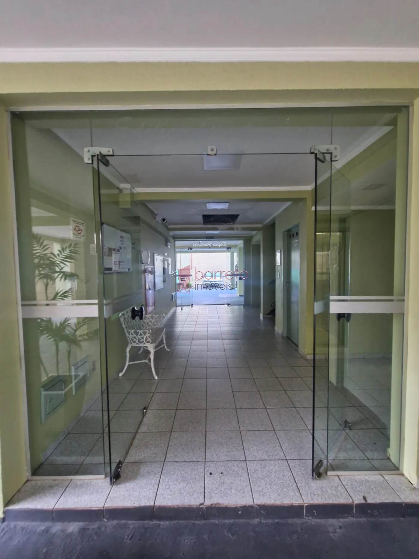 APARTAMENTO À VENDA NO CONDOMÍNIO CHÁCARA DAS FLORES II – JARDIM SANTA TERESA – JUNDIAÍ-SP