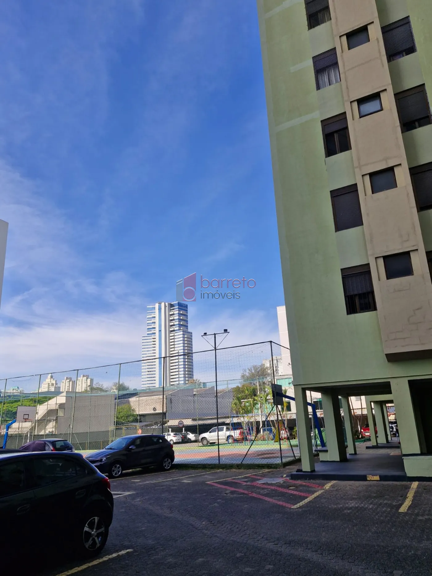 APARTAMENTO À VENDA NO CONDOMÍNIO CHÁCARA DAS FLORES II – JARDIM SANTA TERESA – JUNDIAÍ-SP