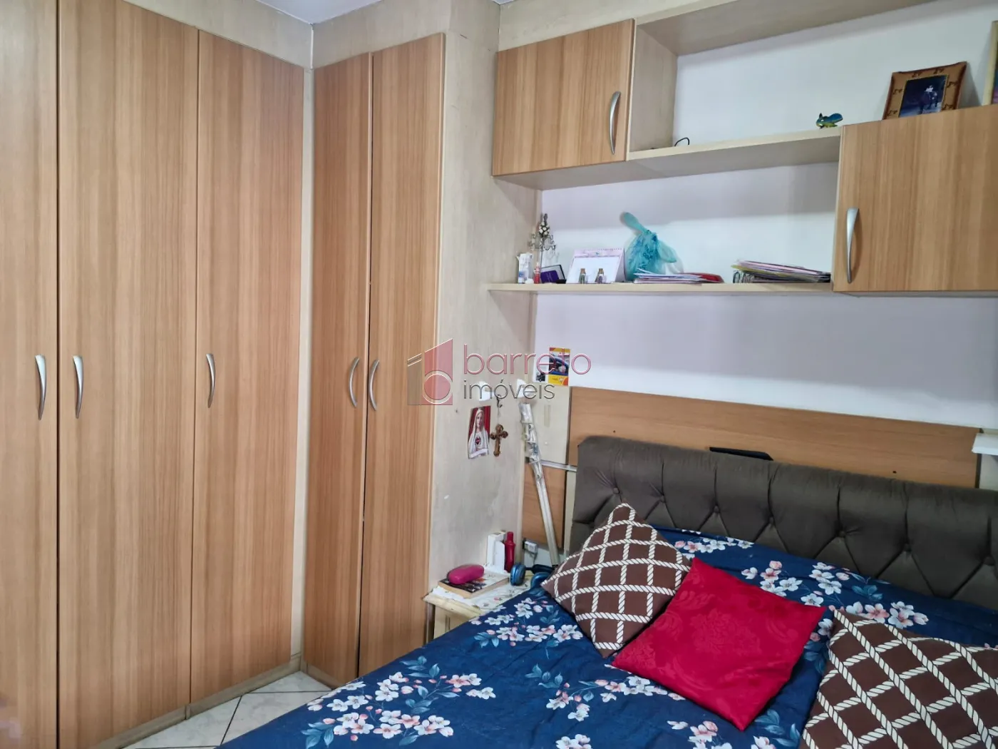 APARTAMENTO À VENDA NO CONDOMÍNIO CHÁCARA DAS FLORES II – JARDIM SANTA TERESA – JUNDIAÍ-SP