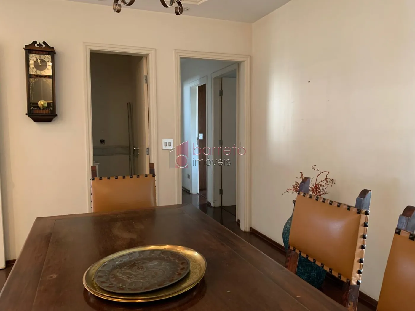 APARTAMENTO À VENDA NO CONDOMINÍO LEONETO CARLETTI EM JUNDIAÍ/SP