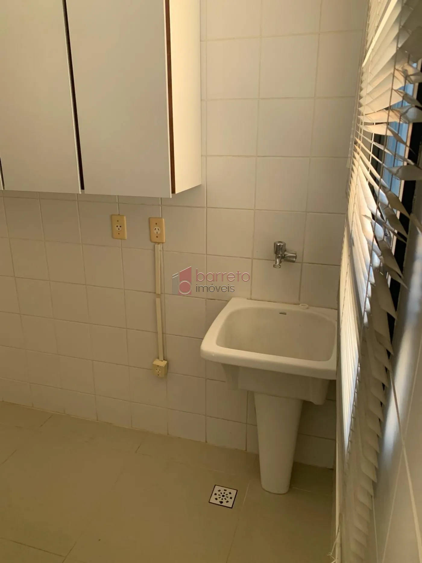 APARTAMENTO À VENDA NO CONDOMÍNIO SÃO FRANCISCO DE ASSIS NO BAIRRO DO RETIRO EM JUNDIAÍ/SP