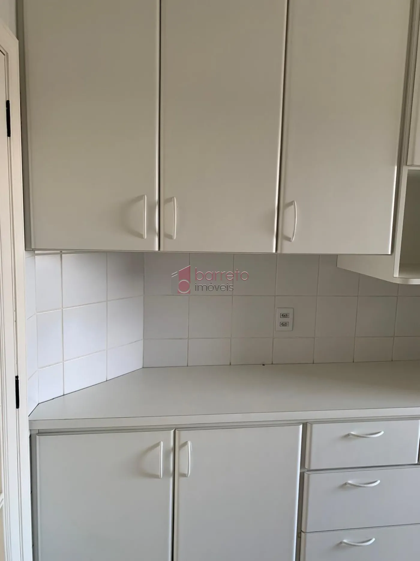 APARTAMENTO À VENDA NO CONDOMÍNIO SÃO FRANCISCO DE ASSIS NO BAIRRO DO RETIRO EM JUNDIAÍ/SP