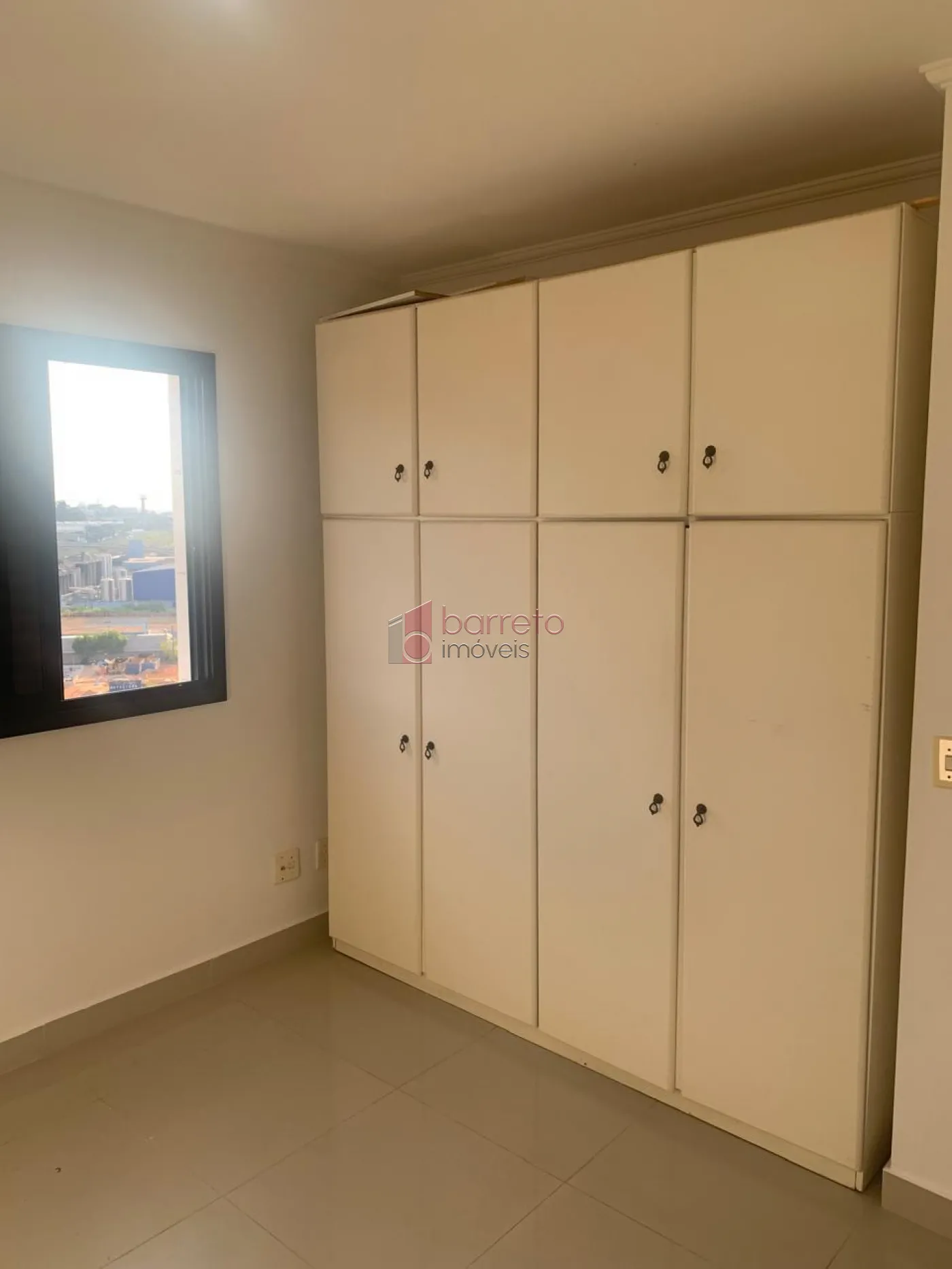 APARTAMENTO À VENDA NO CONDOMÍNIO SÃO FRANCISCO DE ASSIS NO BAIRRO DO RETIRO EM JUNDIAÍ/SP