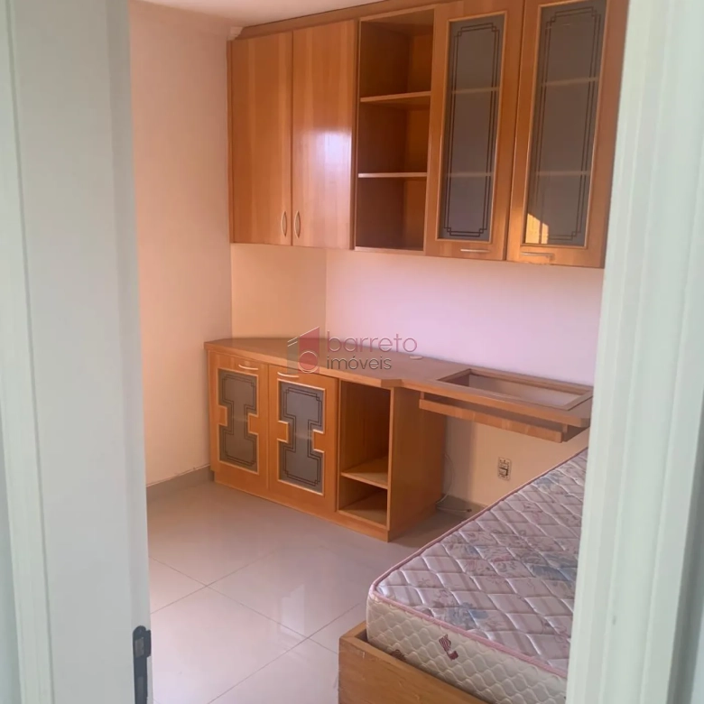 APARTAMENTO À VENDA NO CONDOMÍNIO SÃO FRANCISCO DE ASSIS NO BAIRRO DO RETIRO EM JUNDIAÍ/SP