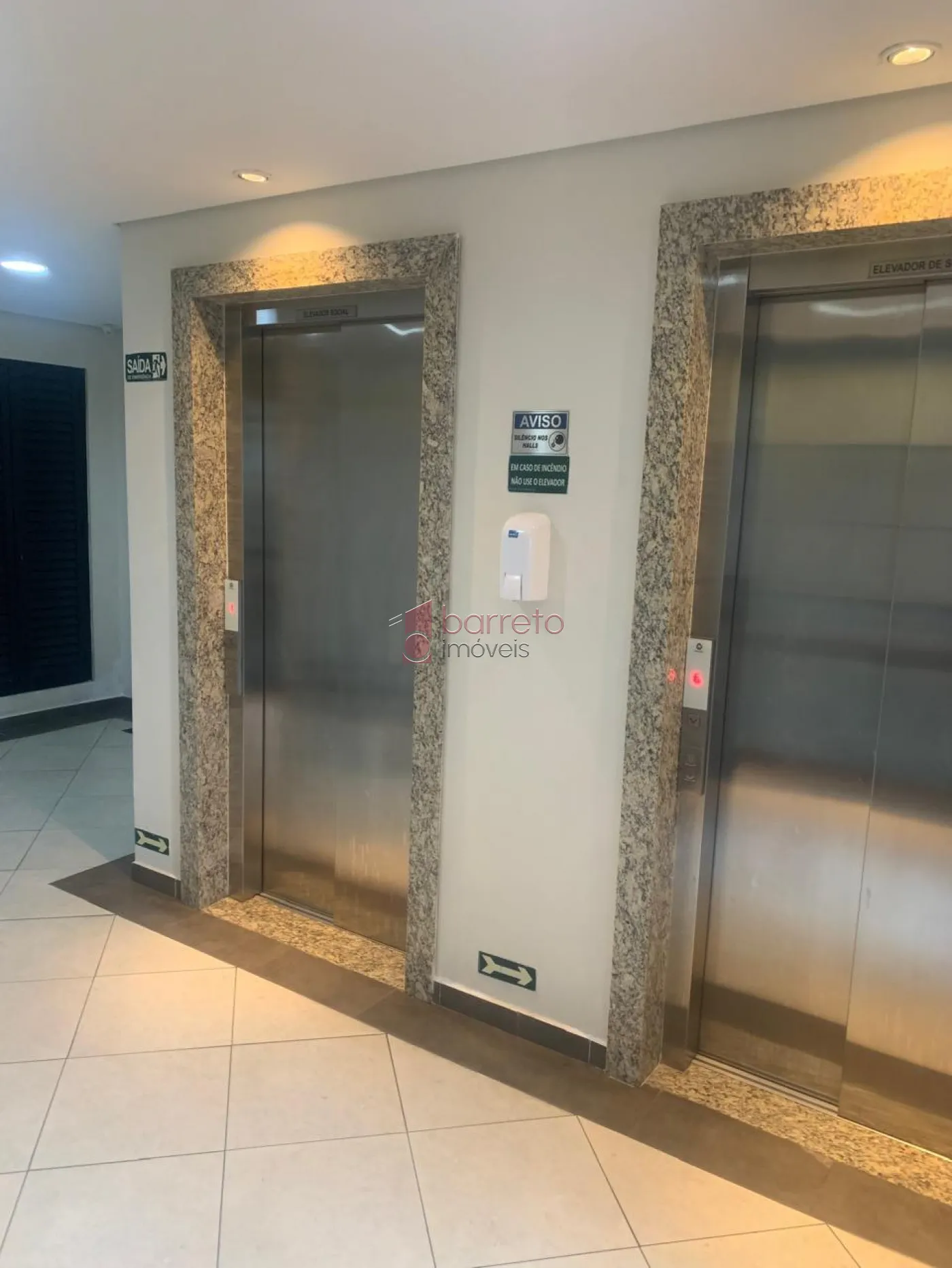 APARTAMENTO À VENDA NO CONDOMÍNIO SÃO FRANCISCO DE ASSIS NO BAIRRO DO RETIRO EM JUNDIAÍ/SP