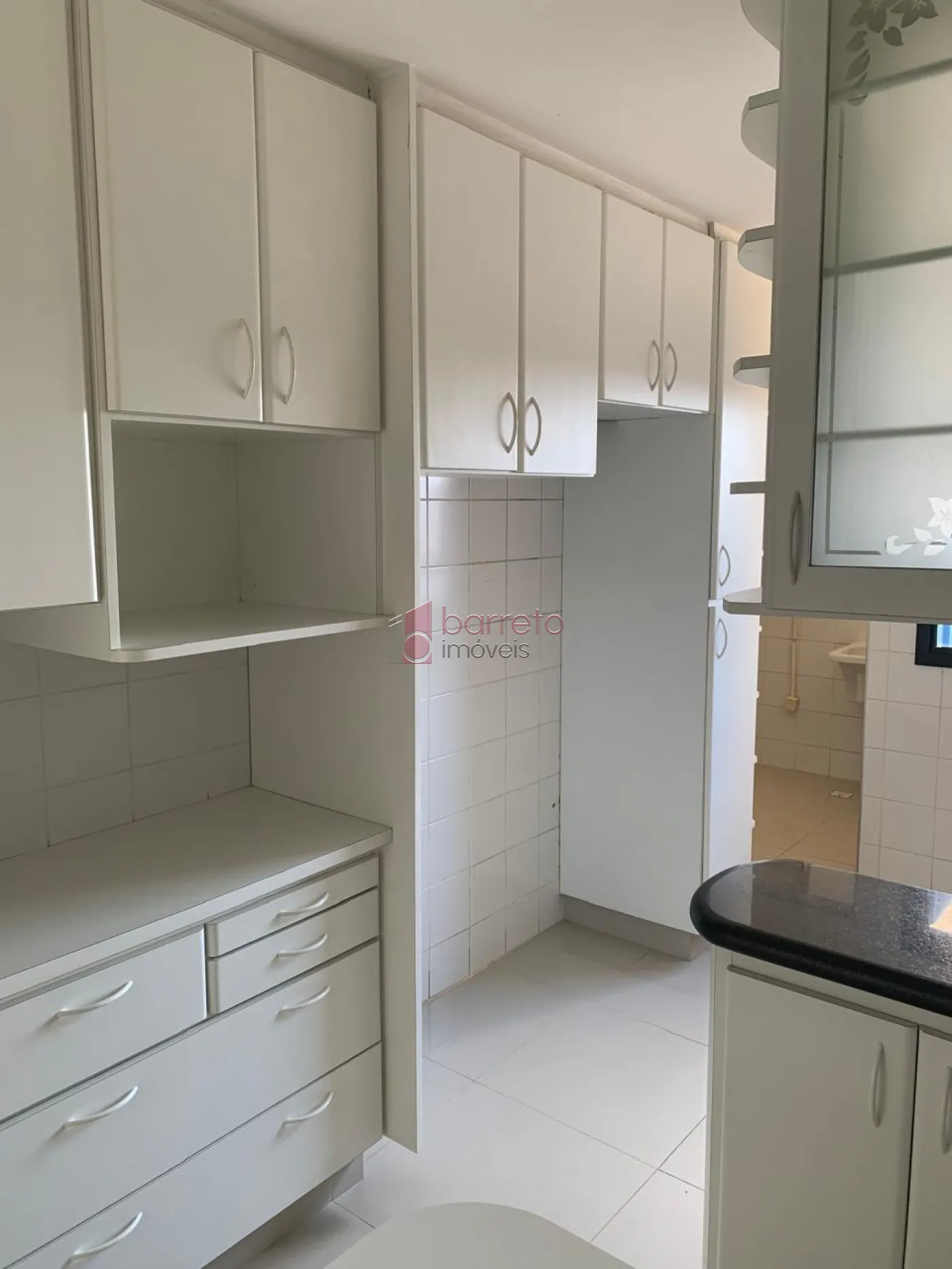 APARTAMENTO À VENDA NO CONDOMÍNIO SÃO FRANCISCO DE ASSIS NO BAIRRO DO RETIRO EM JUNDIAÍ/SP