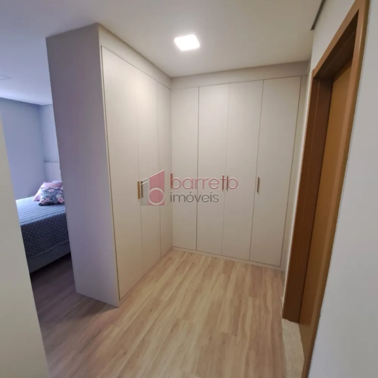 APARTAMENTO MOBILIADO PARA VENDA NO CONDOMÍNIO TORRES DE OZANAN – JUNDIAÍ/SP