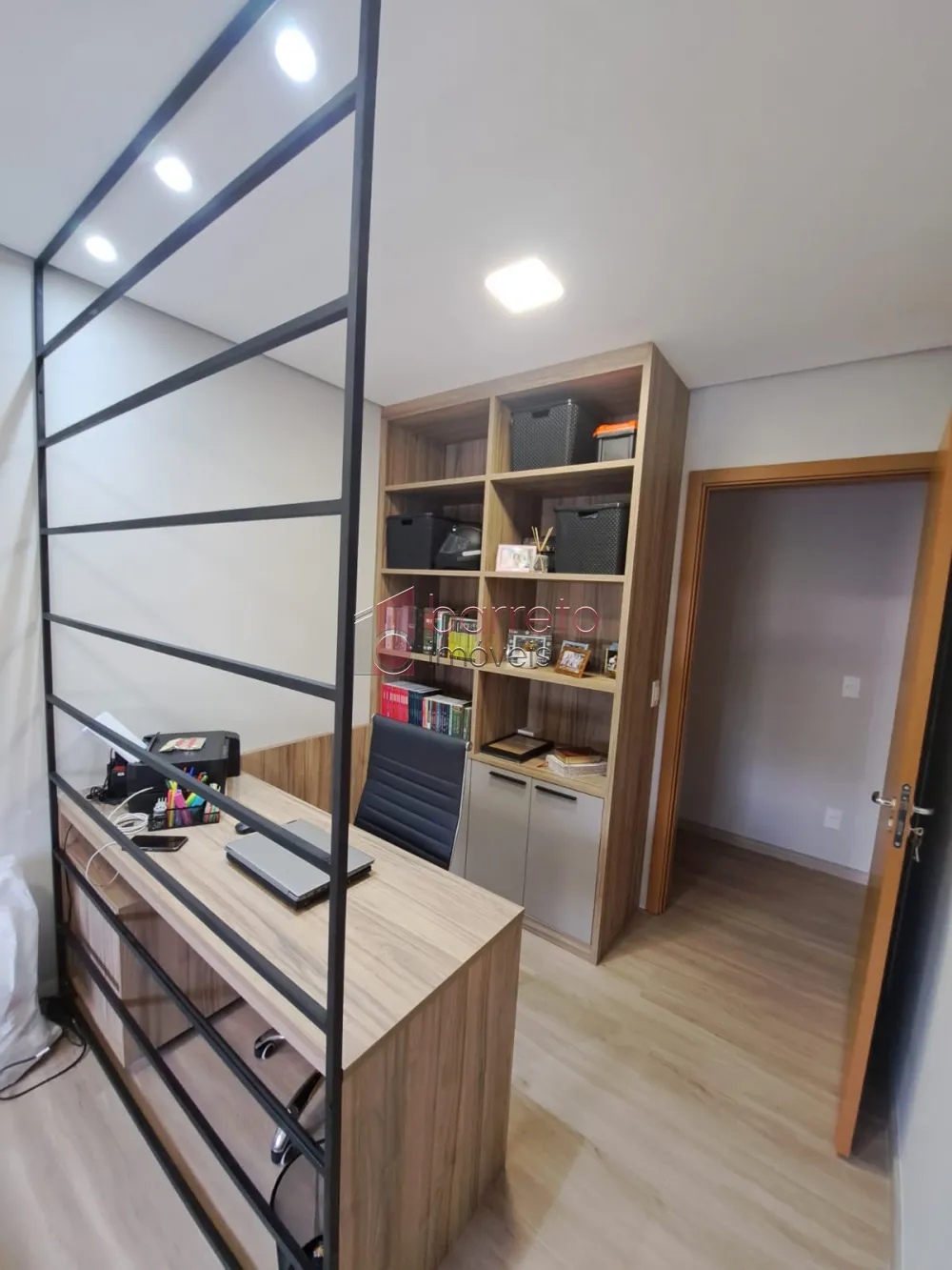 APARTAMENTO MOBILIADO PARA VENDA NO CONDOMÍNIO TORRES DE OZANAN – JUNDIAÍ/SP