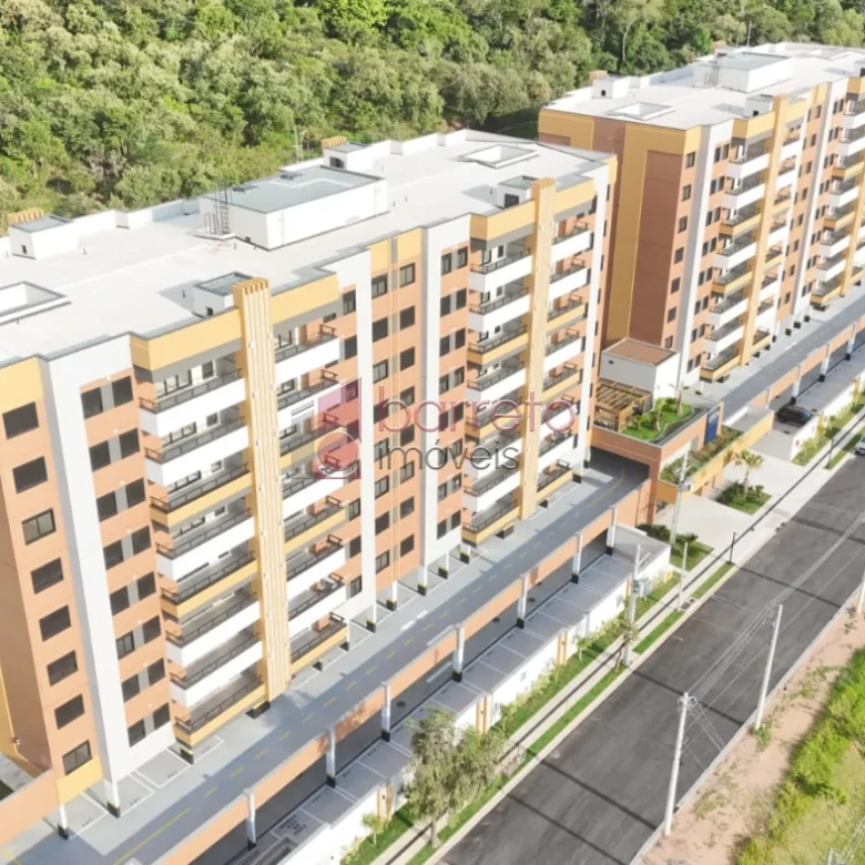 APARTAMENTO NO CONTRAPISO À VENDA – CONDOMÍNIO ODEON – JUNDIAÍ/SP