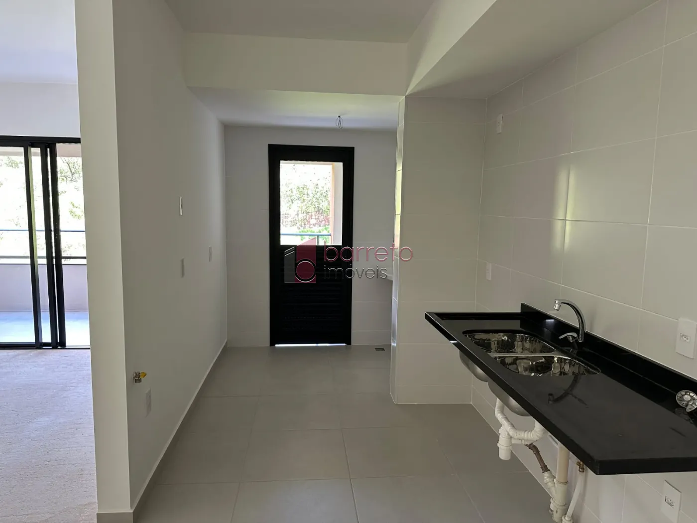 APARTAMENTO NO CONTRAPISO À VENDA – CONDOMÍNIO ODEON – JUNDIAÍ/SP