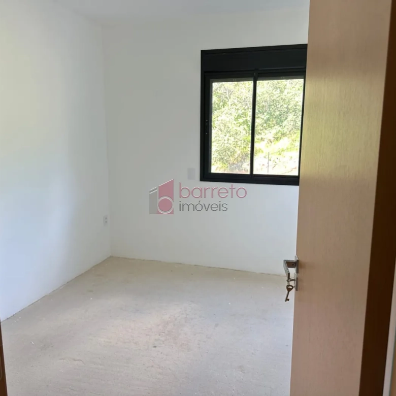 APARTAMENTO NO CONTRAPISO À VENDA – CONDOMÍNIO ODEON – JUNDIAÍ/SP