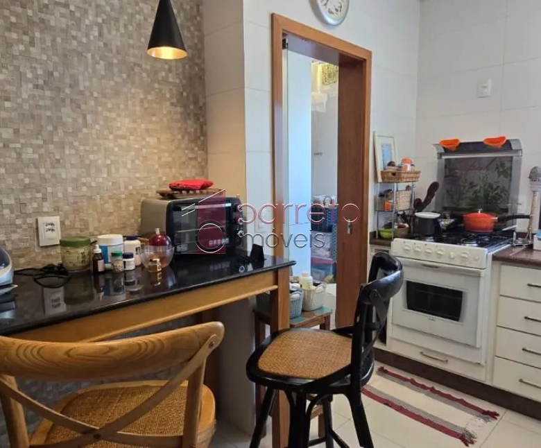 APARTAMENTO À VENDA NO CONDOMÍNIO SAINT MARIE NO BAIRRO ANHANGABAÚ EM JUNDIAÍ/SP