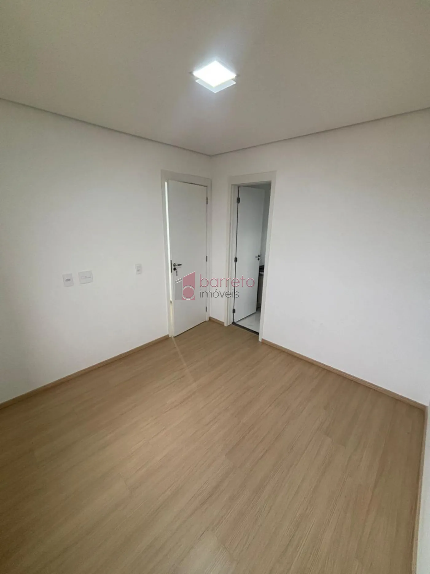 APARTAMENTO À VENDA NO CONDOMÍNIO VISTA PARK – JUNDIAÍ/SP