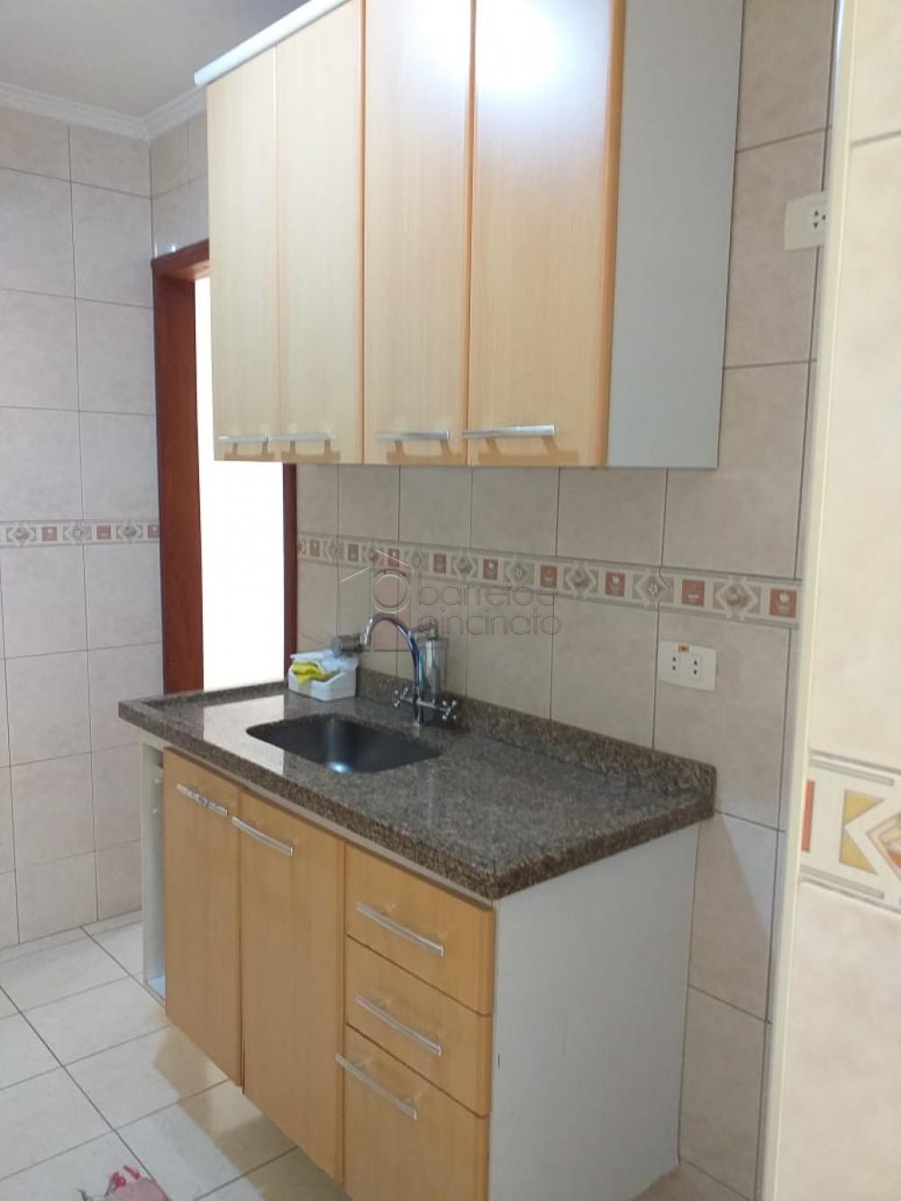 APARTAMENTO À VENDA NO CONDOMÍNIO RESIDENCIAL ANCHIETA – PEDRAS – EM JUNDIAÍ/SP