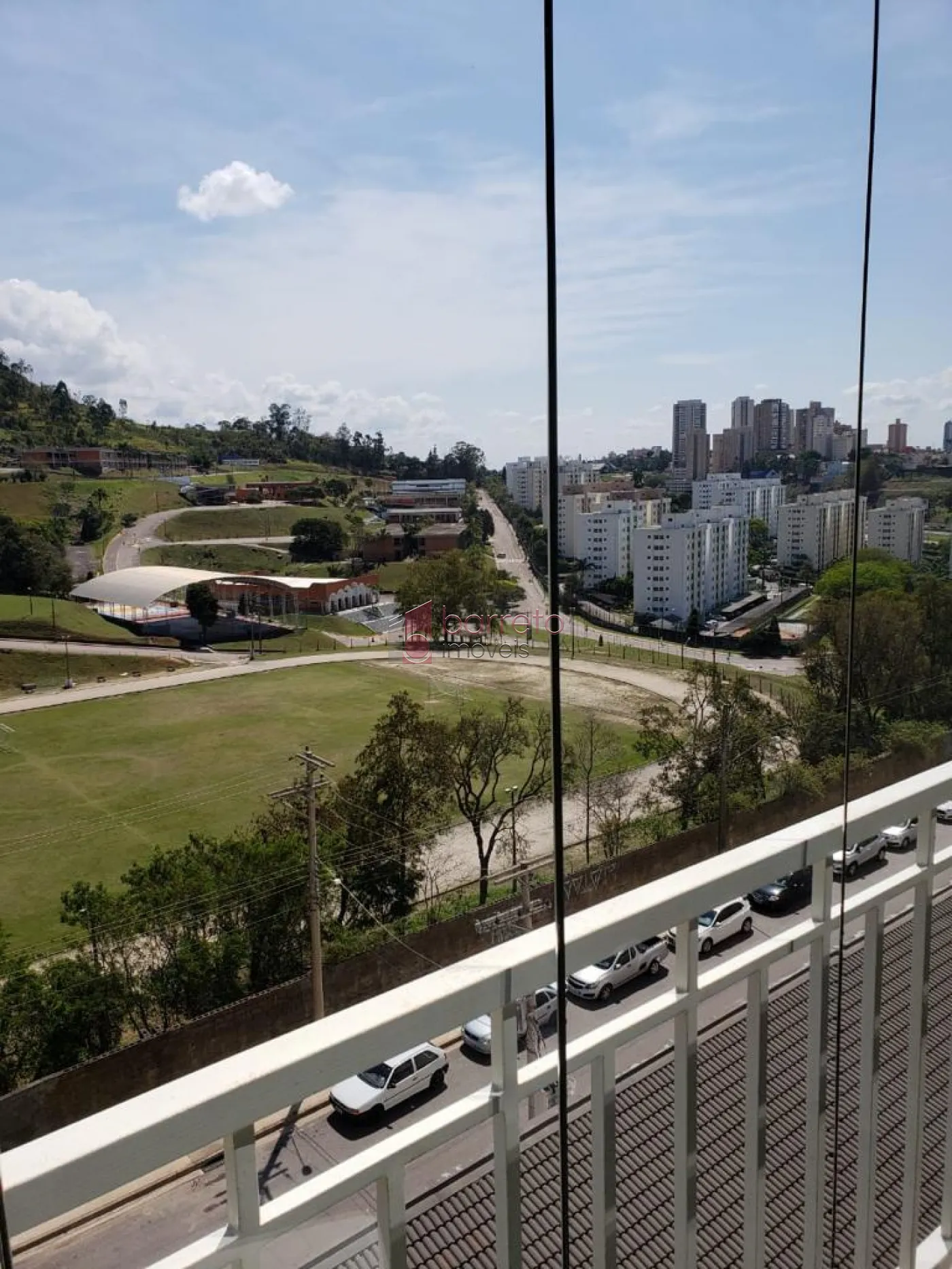 APARTAMENTO MOBILIADO PARA VENDA NO EDIFÍCIO APUÃ – JUNDIAÍ/SP