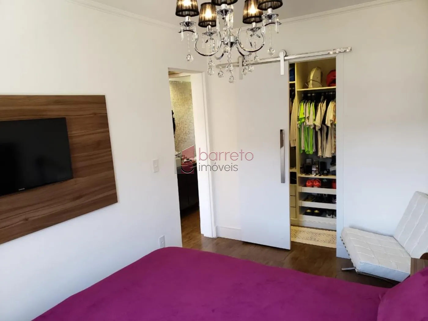 APARTAMENTO MOBILIADO PARA VENDA NO EDIFÍCIO APUÃ – JUNDIAÍ/SP