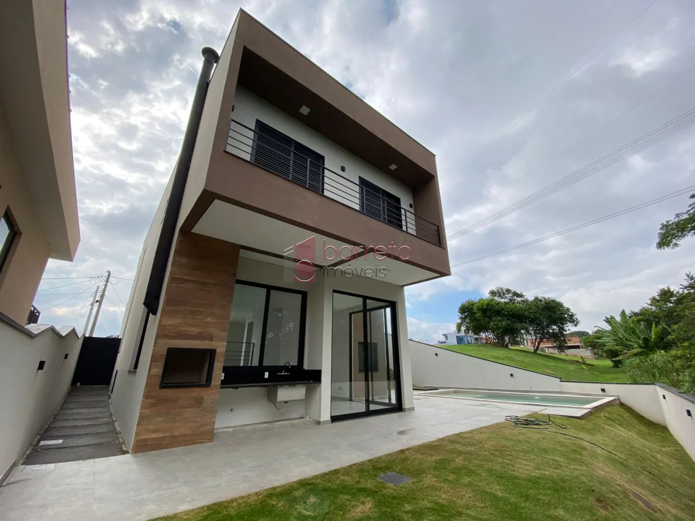 CASA DE ALTO PADRÃO À VENDA NO CONDOMÍNIO BELLA VITTÁ – JUNDIAÍ/SP