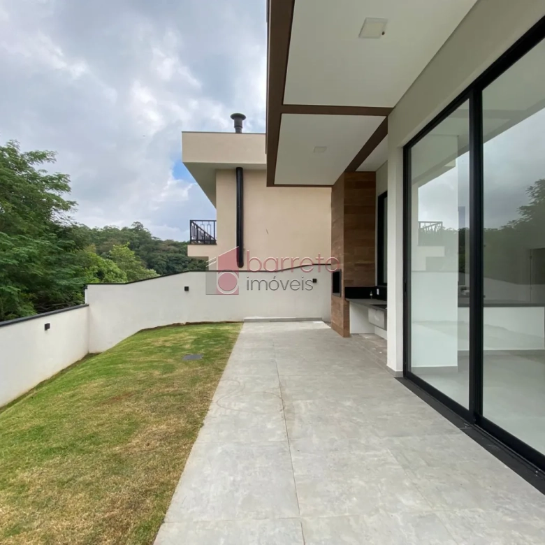 CASA DE ALTO PADRÃO À VENDA NO CONDOMÍNIO BELLA VITTÁ – JUNDIAÍ/SP