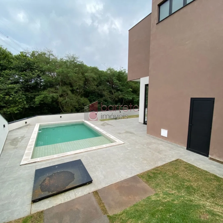 CASA DE ALTO PADRÃO À VENDA NO CONDOMÍNIO BELLA VITTÁ – JUNDIAÍ/SP