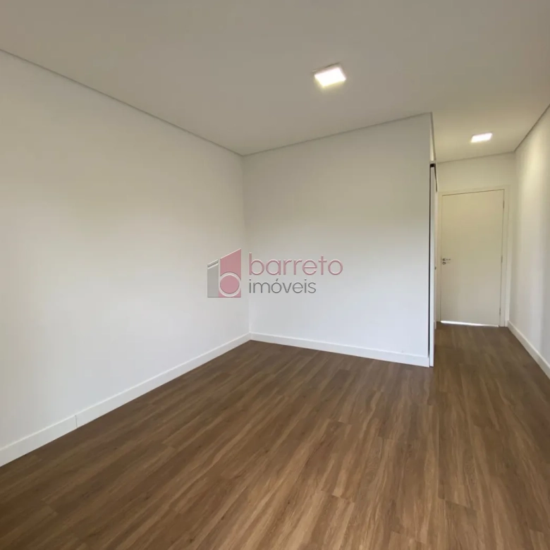 CASA DE ALTO PADRÃO À VENDA NO CONDOMÍNIO BELLA VITTÁ – JUNDIAÍ/SP