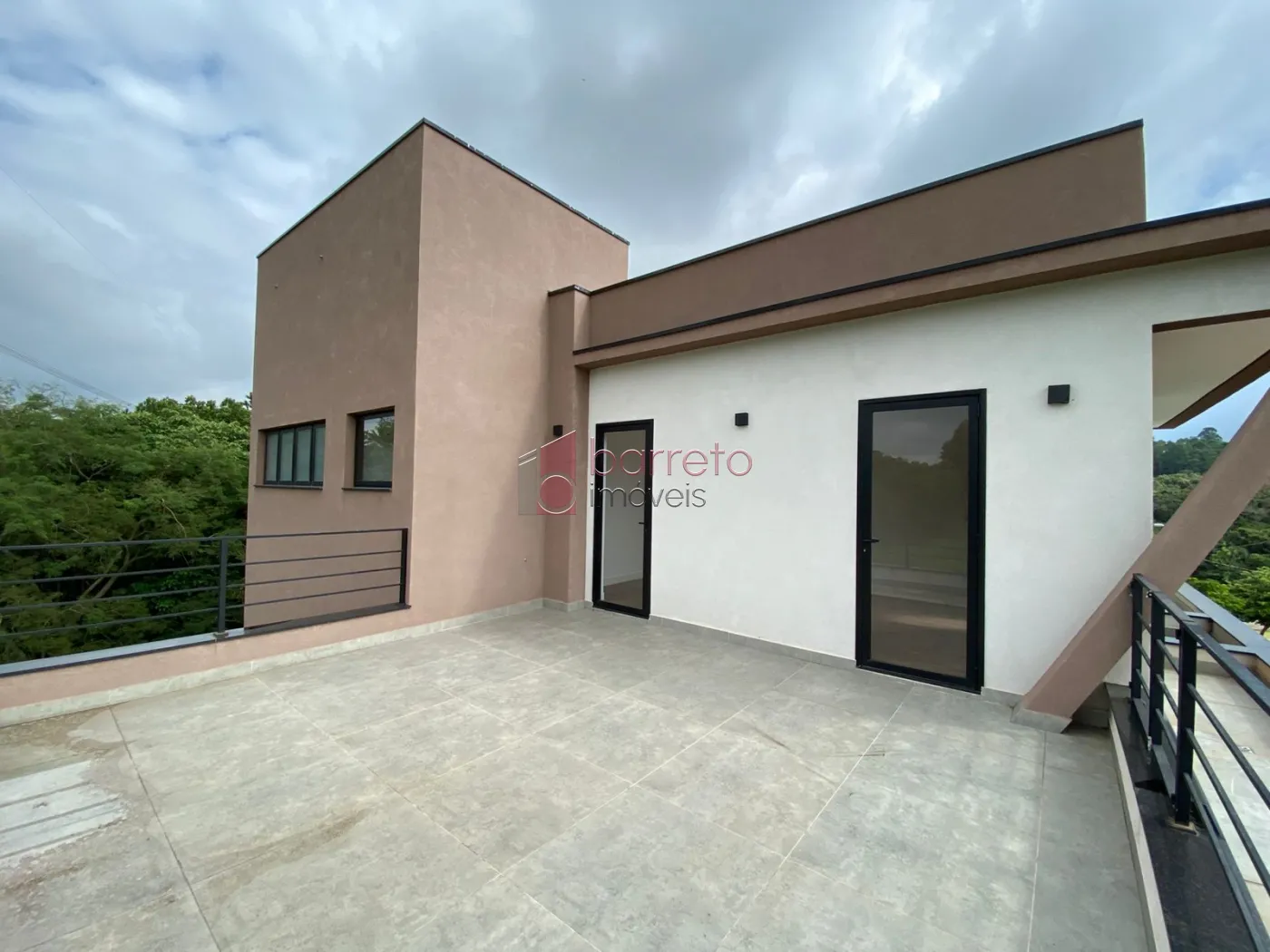 CASA DE ALTO PADRÃO À VENDA NO CONDOMÍNIO BELLA VITTÁ – JUNDIAÍ/SP