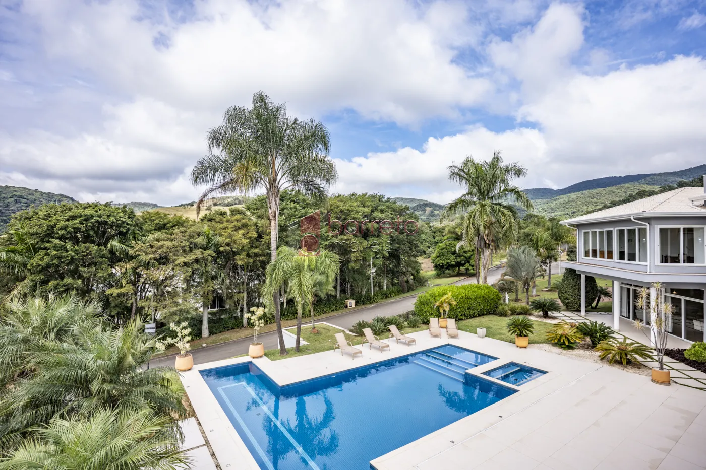 CASA ALTO PADRÃO PARA VENDA NO CONDOMINÍO FERRARI – JUNDIAÍ/SP
