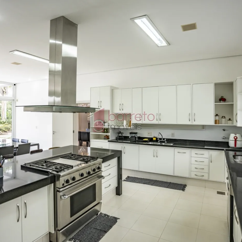 CASA ALTO PADRÃO PARA VENDA NO CONDOMINÍO FERRARI – JUNDIAÍ/SP