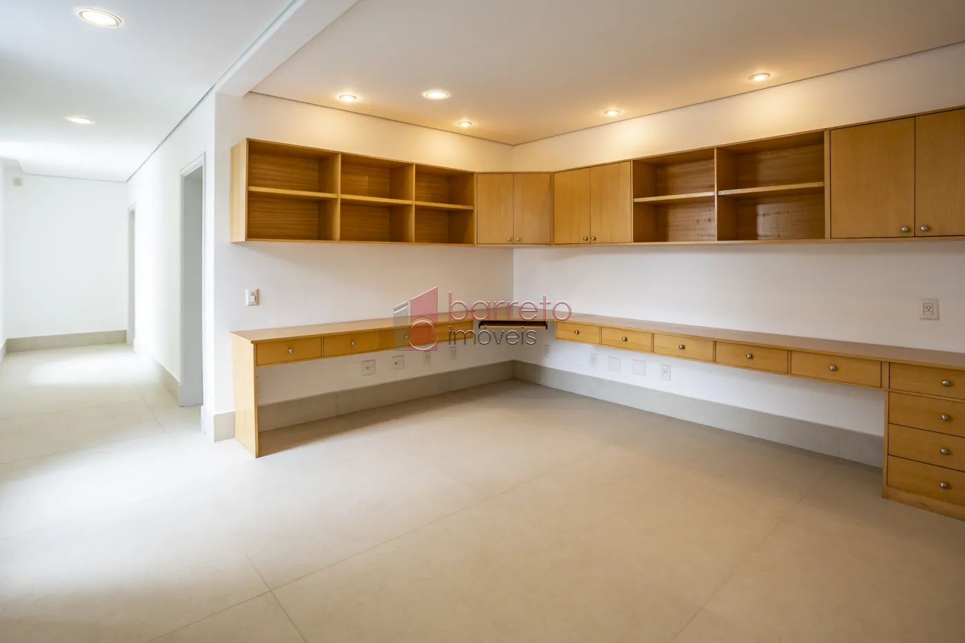 CASA ALTO PADRÃO PARA VENDA NO CONDOMINÍO FERRARI – JUNDIAÍ/SP
